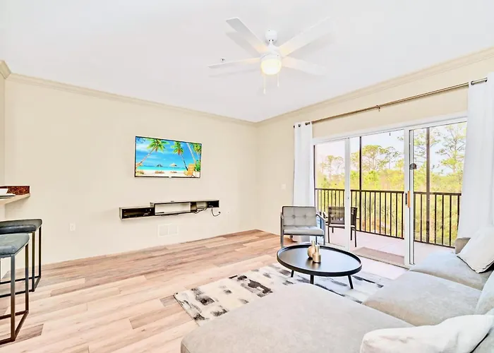 Bright Condo, Near Disney!